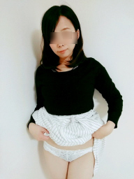 桃菜使用済み下着006